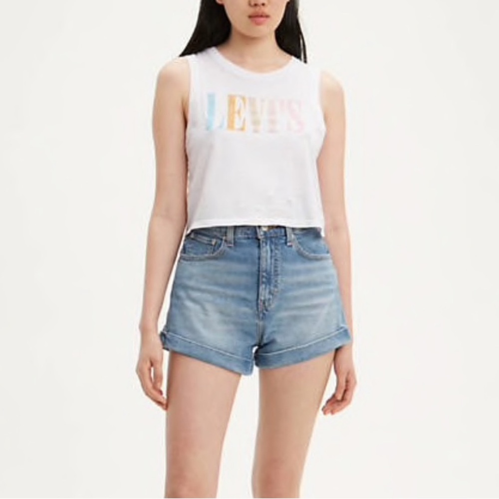 LAST 1! Levi’s high rise mom shorts - rolled light - Picture 2 of 5